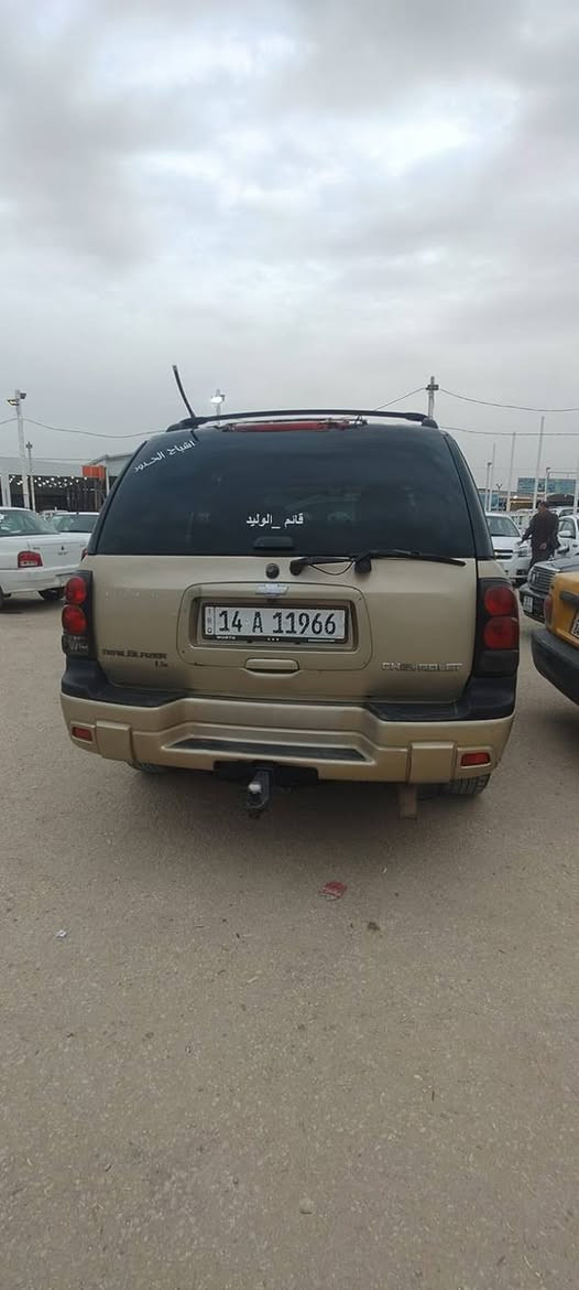 ***********
بلايزر 2007 صبغ حزام (قضاة) جاهزه على اخر حبايه تبريد تدفئه كهربائيات مكينه كير تخم تاير حداديه امامي خلفي ما عايزه برغي باسمي رقم (بصره)انگليزي وهزه جديده (٩٠) وبيها مجال التواصل اتصل هل الرقم 
*********** آسيا
*********** أثير
