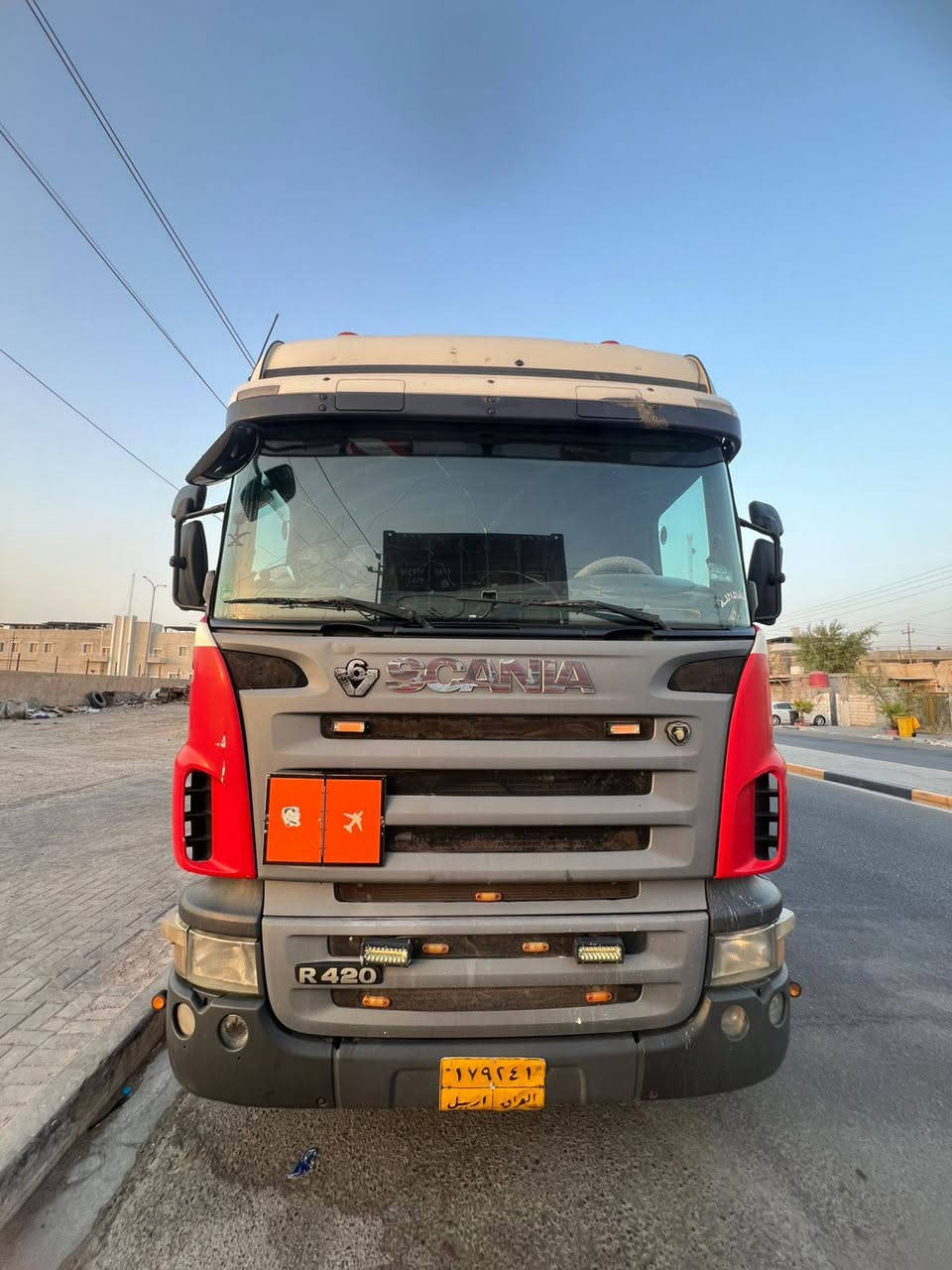 السلام عليكم سكانيه للبيع موديل 2008 بس راس الاستفسار اتصل على الرقم ***********
