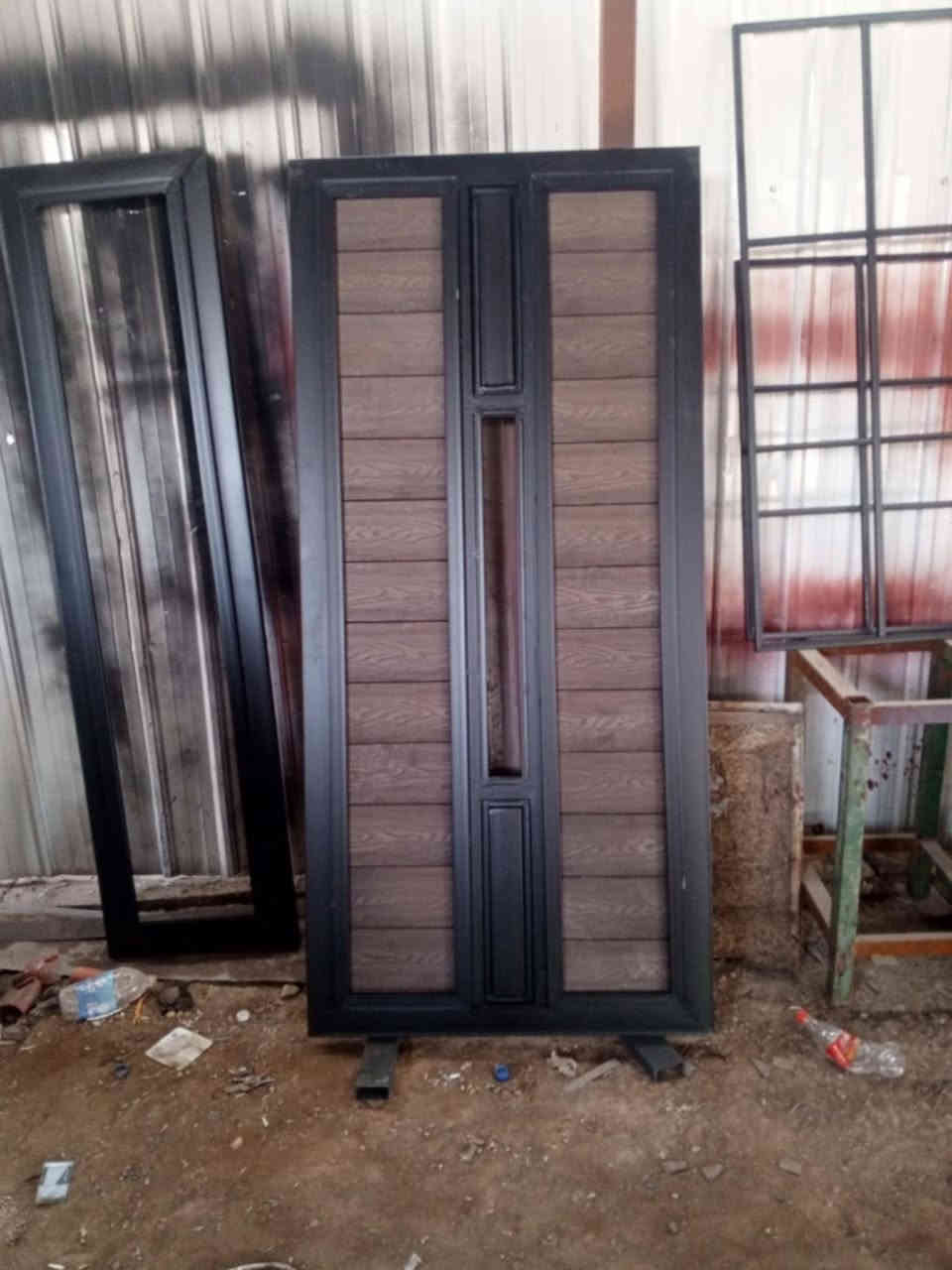 بسم الله الرحمن الرحيم تعلن حداد الياسين لعمل الابواب والشبابيك والمحجرات عن تخفيض الاسعار  باب سلايت ابو الجام قياس 3ونص سعرة 800 الف بدال 950  حديد ثقيل مليم و8تارس مصبوغ اساس ولون ونقل وتثبيت
شبابيك بديل الخشب قياس 150×250  اسعارهن راح تكون 190 بدال 225 
ابواب بديل الخشب قياس 3×110 اسعارهن  راح تكون 260 الف بدال 325 الف حديد ثقيل مليم و8تارس مصبوغ اساس ولون ونقل 
 ابواب كندور قياس 3×150 اسعارهن راح تكون 470 الف بدال 550 الف مصبوغ اساس ولون ونقل 

ملاحظه جميع القطع المذكورة حديد ثقيل 
العنوان الرمادي التأميم شارع 60 عبر جسر الجامعه هاتف ***********
قدوري ياسين
