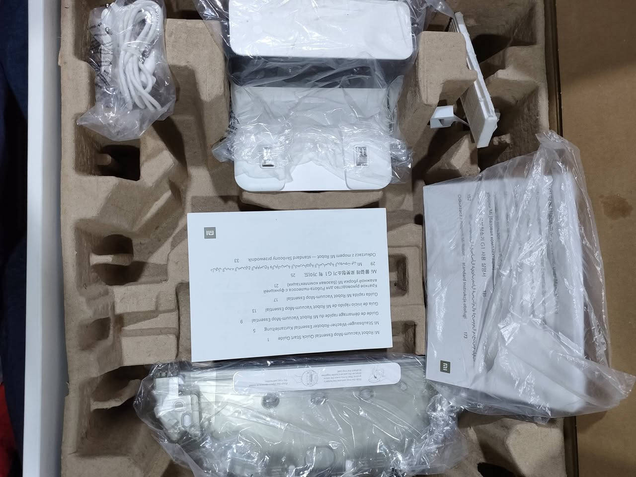 مكنسه روبورت ذكيه شاومي كنس مسح خاص او الاتصال على ***********
