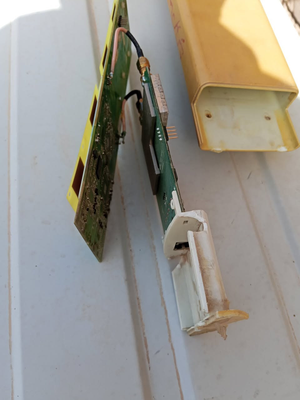 سلام عليكم
روكت xm
محور على نانو ستيشن
45 وي توصيل 
شغال 100%


**إذا كنت صاحب هذا الإعلان وتريد حذفه لأي سبب، رجاءا أرسل رسالة إلى الدعم الفني**