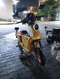 دراجة شحن • X900 • بطاريات 12V 33أمبير