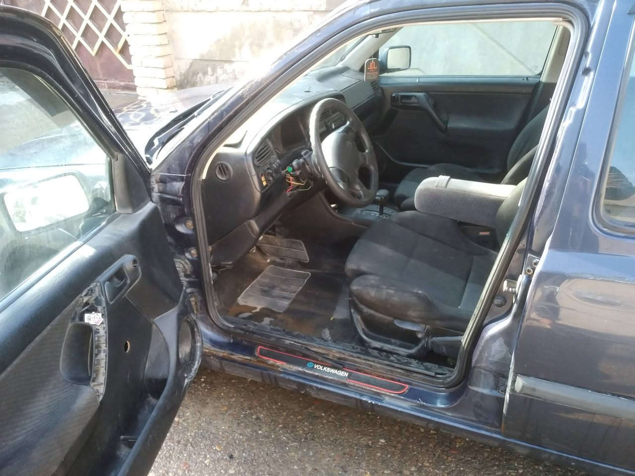 كولف فنتو محرك2000 كير اوتماتيك رقم بغداد دولي مصبوقه عام جماليه سياره نضيف السعر 45 وبيهه مجال اعتذر عن المراوس العنوان  الفلوجه المراسلة على الفيس اوالتصال ***********
