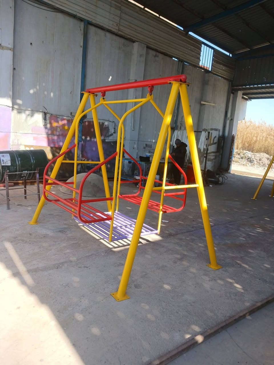 متابعينا الكرام بمناسبة حلول عيد الاضحى المبارك
نتقدم لكم بأجمل واسمى التهاني والتبريكات وكل عام 
وانتم بألف ألف خير 
نقدم لكم اجمل واحدث تصاميم من 
مراجيح ....شوايات...جلسات...فرارت...زحليكان ....ميزان
مظلات ....ابواب...وكل ماتحتاجو في عالم الحديد
تجهيز كافة المزارع والشاليهات...ورياض الأطفال...متنزهات
ماعليكم سوى الاتصال على الرقم ***********
بأدارة الاستاذ ماهر ابو محمد 
بغداد الشعب منطقة السريدات
