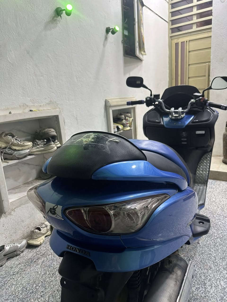 صفر 9 كرستال فول موصفات 7نمر 4 تحويلات اس درجه حلوه تريك لبصره سعر 1150 مليون او 150 مكاني بغداد بلديلت شراي يتصل ودلل *********** وتساب موجود
