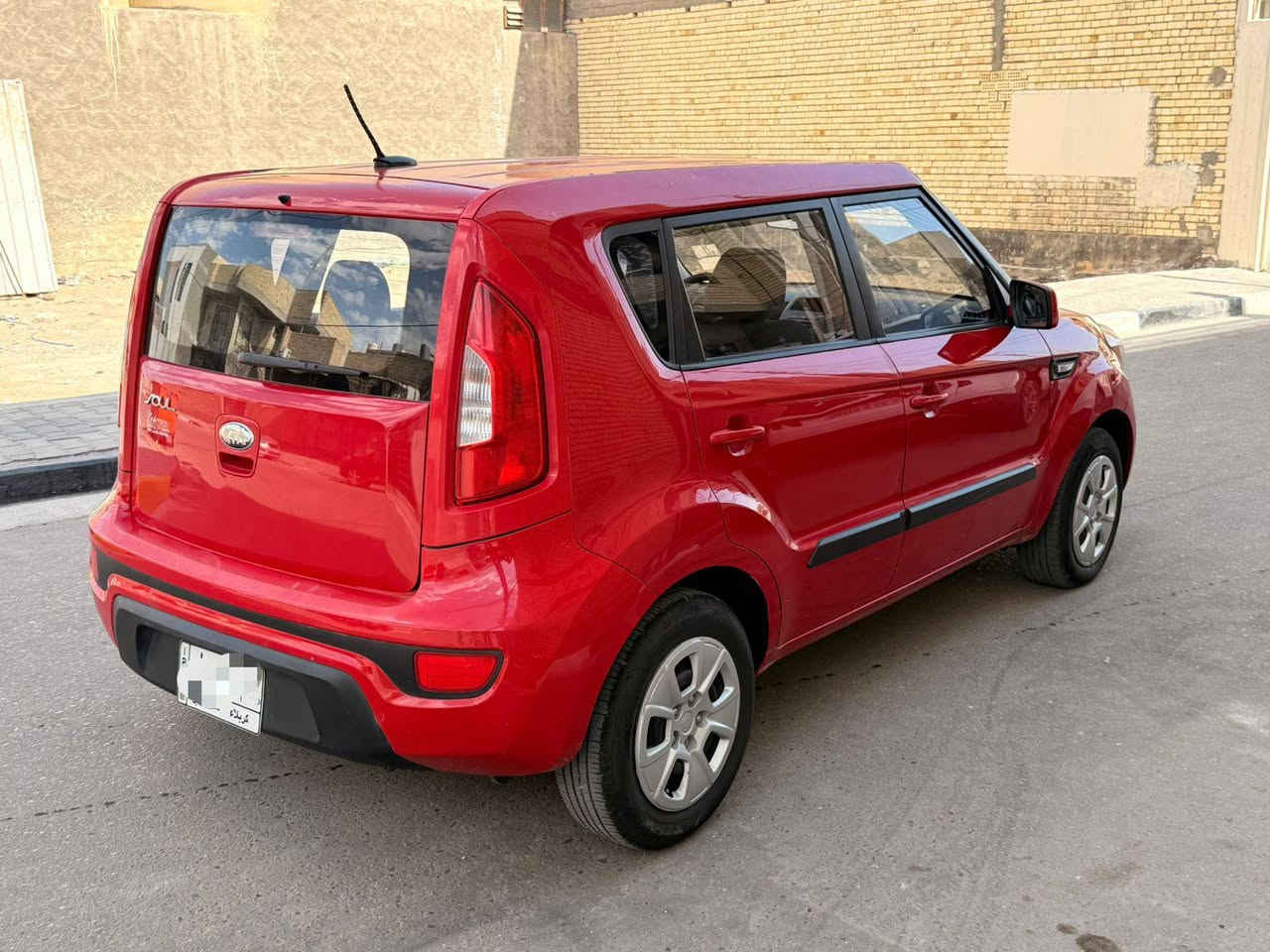 كيا صول 2013 السعر 88 وبيها مجال
گير عادي محرك 1600 ماشيه 160 حقيقي السياره جديده استخدام شخصي وارد امريكي كلين تايتل كفاله عاااامه ضربه وصبغ وتبديل  رقم كربلاء بئسمي تحويل مباشر سنويه 2028  جاهزه اي نقص ماكو مكاني كربلاء المقدسه للاستفسار ***********
