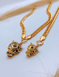 إكسسوارات شخصية • بدون تفاصيل