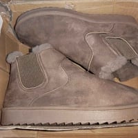 مقاس 44 • بعشرة