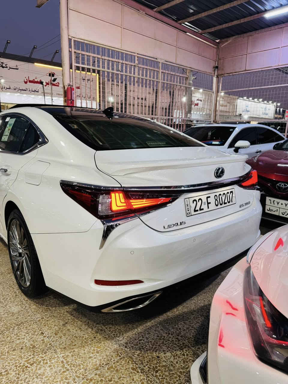 Lexus ES350
2023
شريكة مهند فول مواصفات 
بانورما 
٥ كاميرا ٣٦٠ درجة 
٥ بردة 
رادار امامي و جانبي و خط مسار 
كوشن خزن و كوشن هيتةر 
شاشة كبير 
بخاخ لايتات لايت اوتو 
تحكم مقاعد خلفي 
بعد اهوية مواصفات 
ماشية ٦٠ الف كيلو 
سعر ٤١٠ ورقة 
مكفولة كفالة عامة 
***********
