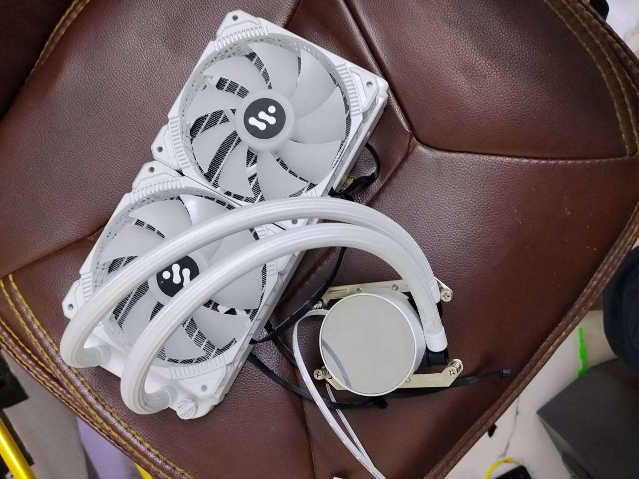 السلام عليكم
قطع للبيع كل مكتوبة الاسعار جوة الصور 
متوفر توصيل جميع المحافظات رقمي ***********
