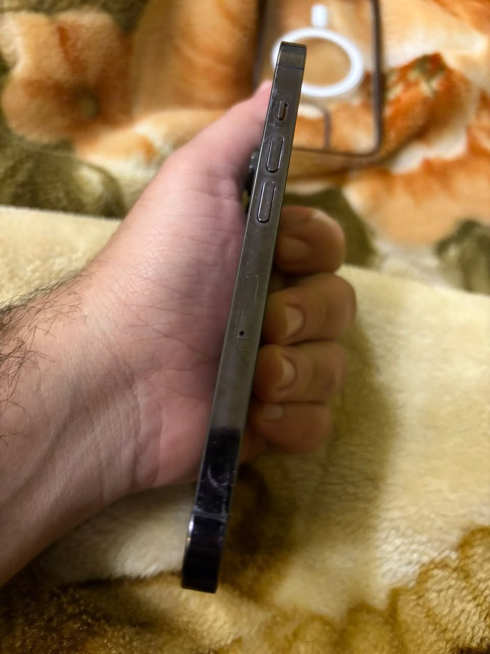 ايفون ١٤ برو ذاكرة  ٢٥٦ لون بنفسجي ممفتوح بطارية ٧٤٪؜ مكاني بغداد حي جامعه السعر ٦٤٠ الف 

***********
