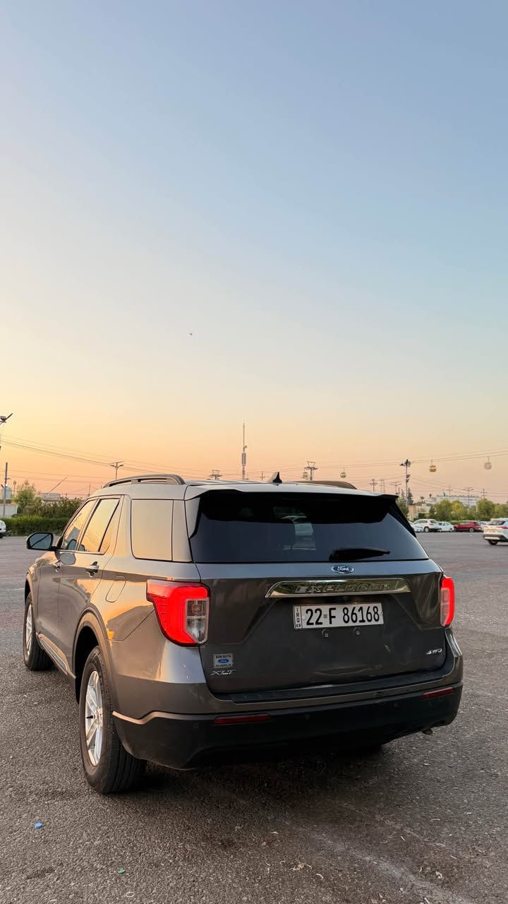 فورد اكسبلورر للبيع 
موديل : ٢٠٢١ 
ماشية : ٦٧ الف مايل 
مواصفات : XLT ((فور ويل - كشن جلد - كشن تدفئة - كشن كهربائي - شاشة كاميرا - بصمة - تشغل عن بعد - صندوق كهربائي - باب بصمة - رادار امامي و جانبي - حساس ٣٦٠ درجة - لايت ليد زينون - بلاجكتور - تبريد مركزي - ٧ راكب كشن VIP ))
سيارة بدون ارباك ✅
سيارة بدون صبغ ✅
صندوق بي تعديل شوية داخل بي 
باب سايق خلل مصنع يقراء صبغ خفيف بدون فتح بدون صبغ بدون معجون 
1FMSK8DHXMGC41493
مكان اربيل شارع ١٠٠ م شركة ريبوار سالار 
سعر : ٢١٠ ورقة مجال بسيط 
*********** أربيل, العراق
