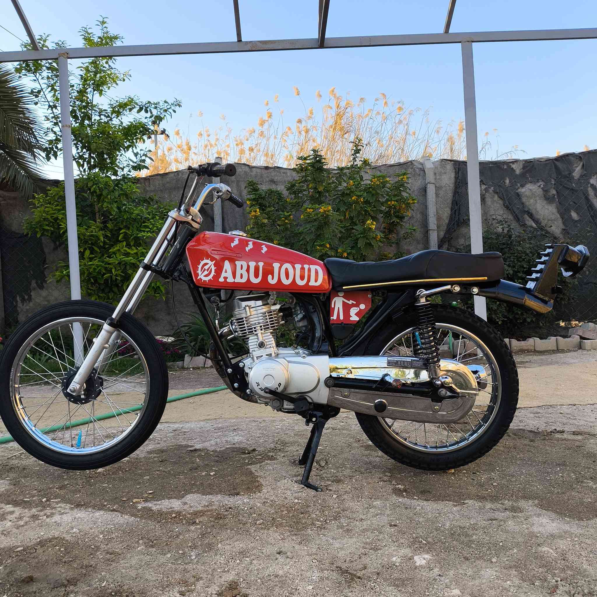 السلام عليكم
اربعه كير اصولي اصولي 
شاصي 23  
تعميره نهايه 25 
مكينه ما مفتوحه رابيدو الاصلي ست احرف 
مكان النجف الاشرف حنون 
سعر خاص مو شراي لتراسل


**إذا كنت صاحب هذا الإعلان وتريد حذفه لأي سبب، رجاءا أرسل رسالة إلى الدعم الفني**