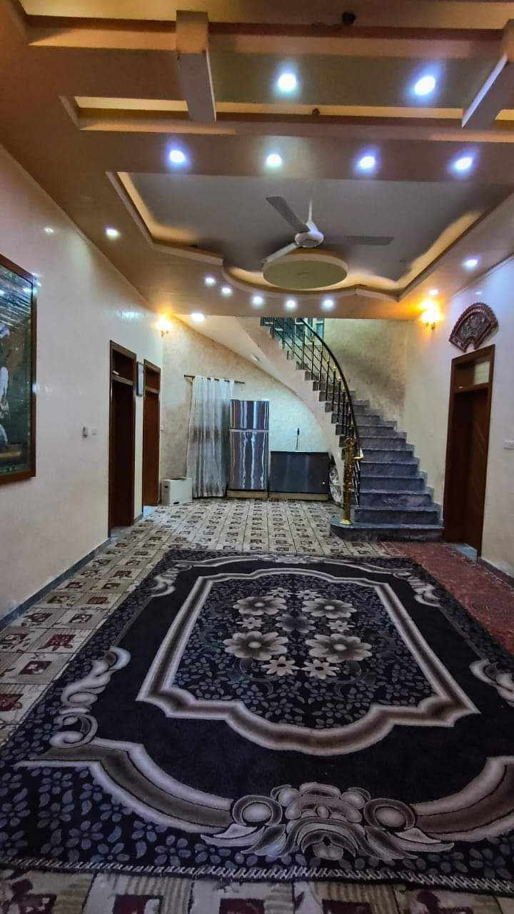 بيت للبيع

المساحه - 300م 
السعر - 500
العنوان  - حي اور الثانيه  قرب شارع السبيس
تفاصيل البناء - طابقين  مسلح حديث 
ط1 - غرف عدد2+صاله+استقبال+مطبخ +صحيات
ط2 -  غرف عدد4+صاله+صحيات 

للمزيد من المعلومات يمكنكم التواصل معنا 
على صفحة الفيس بوك ( المثنى للعقار) 
او الاتصال على الرقم التالي 
ابو سيف  ***********
*********** 
للمزيد من العروض الدخول على الرابط
https://web.facebook.com/groups/353423759199621
او قناتنا على اليوتيوب
https://youtu.be/wNJnyaBvaoU ناصرية, ذي قار
