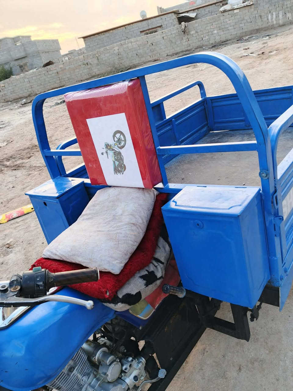 ‏السلام عليكم ستوت للبيع.
‏الاستفسار على الرقم مكلف بالنشر ‭0780 516 8775‬ ￼
