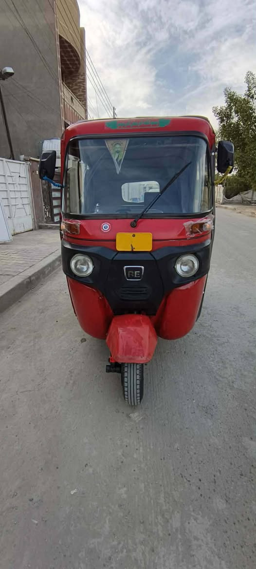 تكتك باجاج 2017  شهر 12  محرك 20 مكفول .تخم تاير .اوراق المصطفى  كاملة  تكتك جاهزة .كبل للشارع.مكانها بغداد الشعب . سعرها 3200  وبيه مجال .***********
