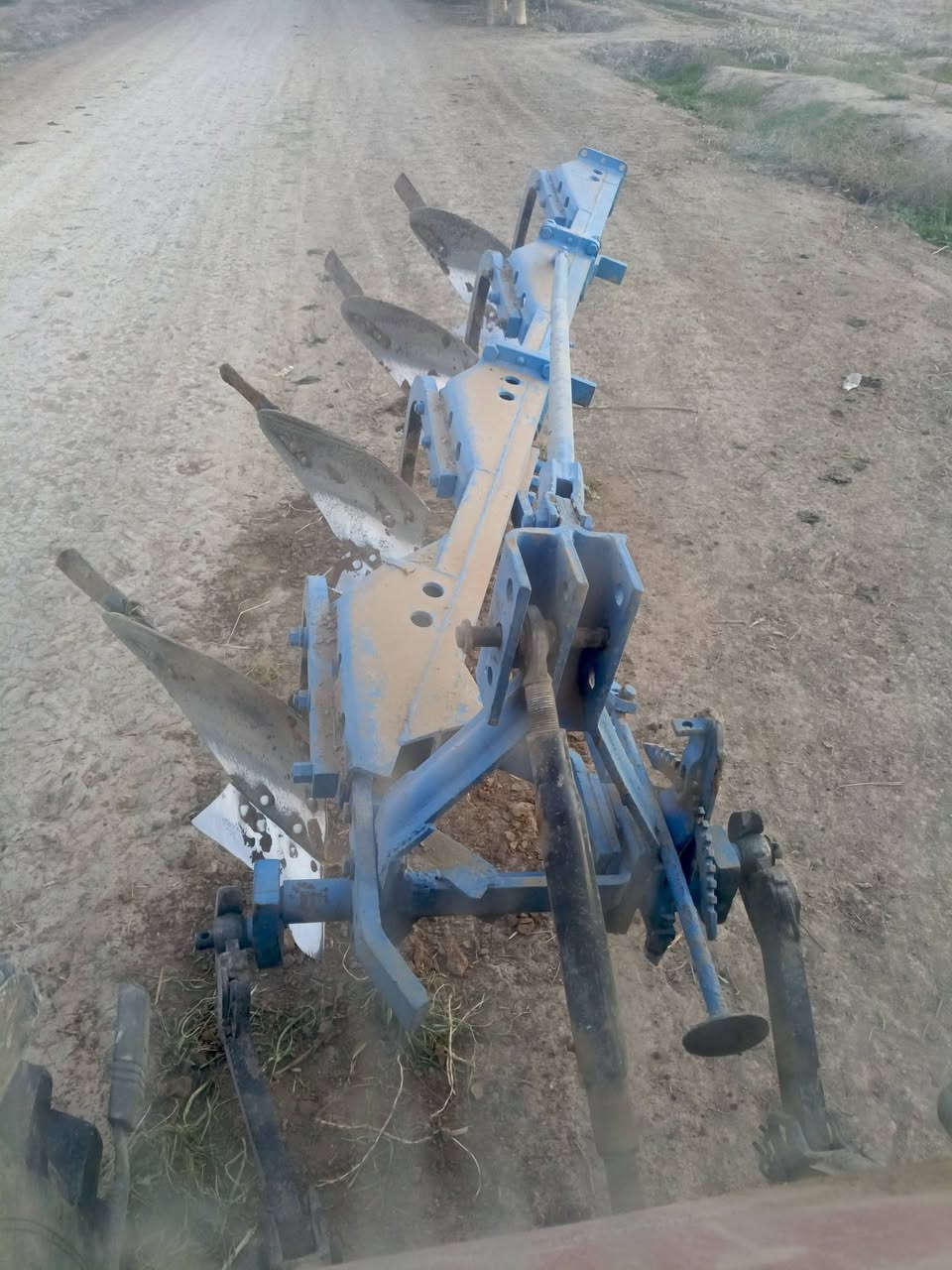 سلام عليكم فدان أبو طير مكفول البيع 
اتصل ***********
