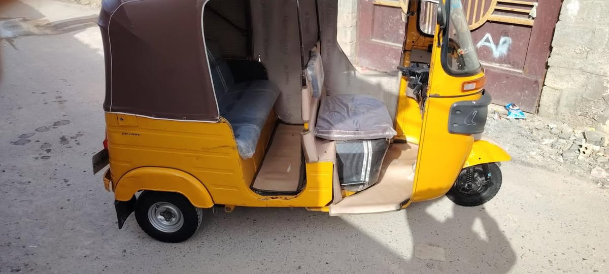 السلام عليكم
تك تك موديل 2020
بيها لغود حار وبارد خفيفات
تكتك خير من الله 
رقم وسنويه تحويل ثاني يوم 
سعرها 6500 وبيها مجال 
مكاني الشعب 
رقمي ***********
