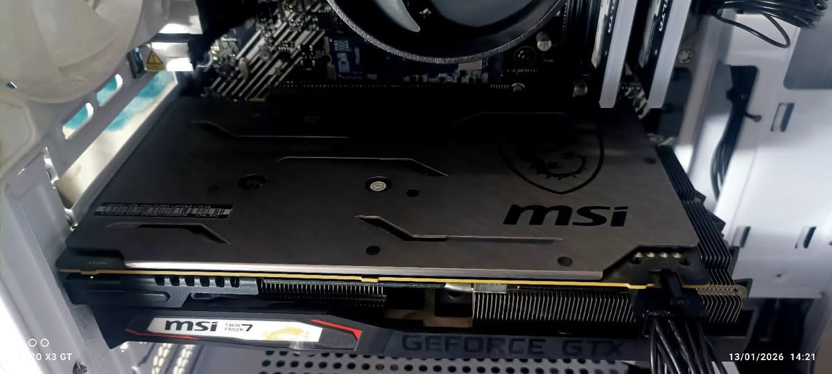 Msi gtx 1660 super
مستعمل اخو الجديد 
غير مفتوح على وضع الشركه 
١٦٥ الف قفل شامل توصيل 
***********
متواجد خاص 
السعر غير قابل للتفاوض لطفا ❤️
