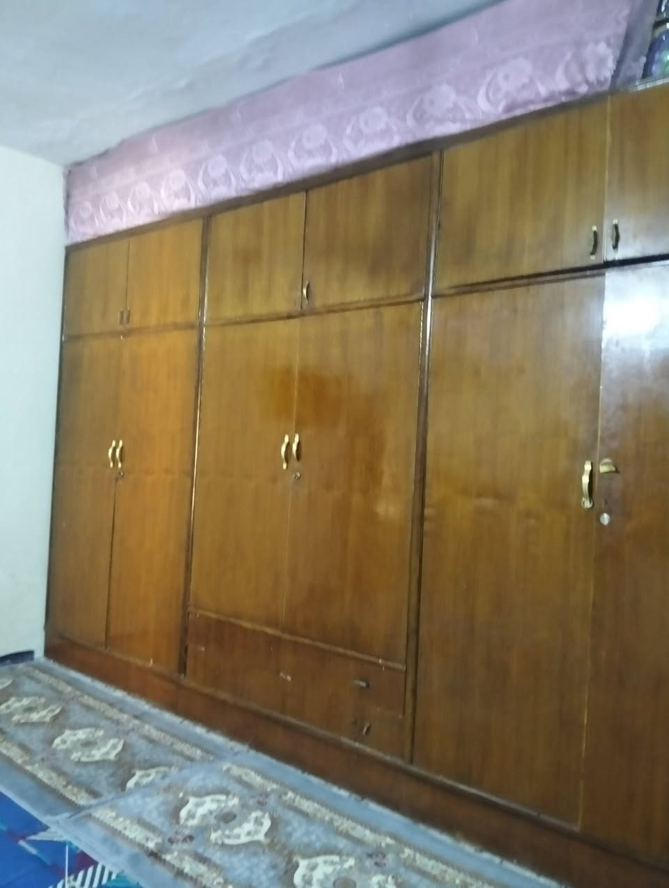 تخم عشر مقاعد تفصال خشب اسود سعر ب500 بيه مجال بسيط استخدام شهر واحد بعده جديد وكنتور صاج سته ملحق ب250 بيه مجال بسيط مكان خدمات مسقط


**إذا كنت صاحب هذا الإعلان وتريد حذفه لأي سبب، رجاءا أرسل رسالة إلى الدعم الفني**