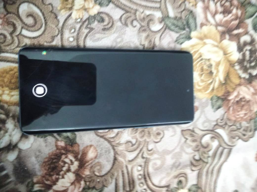 السلام عليكم جهاز هنر اكس9 للبيع
بي ضربه بالشاشه *********** بس هوا وكرتنو جديد صرلو 2 شهرين فقط لا جديد
