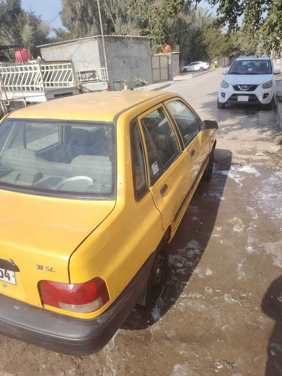 سلام عليكم سايبا موديل 2011 هيئه وغرامه مصفره سياره كشرهه حلو بيه شاصي واحد معمر جهت اليمنه كير محرك نظيفات سياره نقصه بس مشط ستيرن السعر 27 وبيه مجال رقم الهاتف ***********
