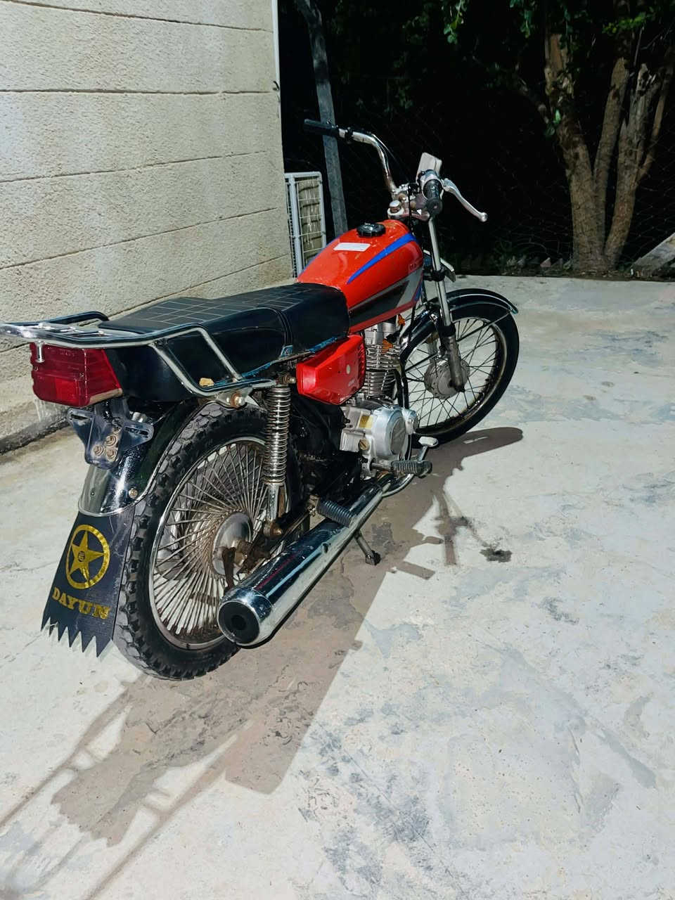 سلام عليكم سافانه 5كير سلف اوراق
مديل 2021 دراجه خير من الله سعر 425 ومجاله بسيط 

شادلهه مكينه 22

واسط الاحرار الحسينيه 

***********
