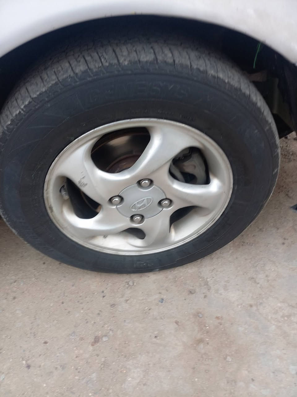 السلام عليكم
احب انوه ع شغله اسنويه بسم والدي ومتوفي وعندي قسام شرعي وحجه وصايه يعني احولك كبل بسمك السنويه + طوافه مامضبوطه ١٠٠/٪ وتبريد عوزه غاز تتدفه شغاله خير من الله 

سوناته مال وفود وارد امريكي السياره موديل 2005  الون سلفر فضي دواخلهه حبري كشنات بلاديه كهرباياتها كله شغاله سنتر الوك بلادي ريمونتات ثنين +سويجين تخم داير جديد  سياره بيهه جراد لين سياره مضمومه مال الولد الله يرحمه  وبيهه تكرمون هاذي الخساسات الي موضحه بل صوره وغيره كله بلادي ماصبوغه السياره وعضمتهه حلوه مكينه 2000 اربعه سلندر المرغوب بسوك ام الجويتر بلشوته وجفتته قبل سبوع وهاذ رقمي *********** الئ تفاصيل اكثر سعر 60 ورقه مجال شي قليل حق الجيه سياره خير من الله تاخذهه وتدعيلي الله شاهد
