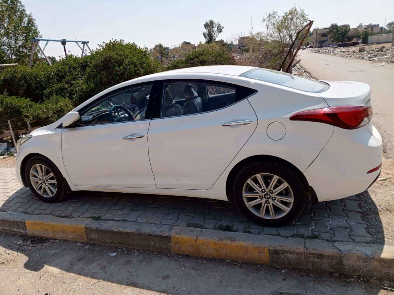 النترا ١٦خليجي فول مواصفات عده البصمة رقم بغداد بسمي شرط تحويل ثاني يوم بيها قطعتين جاملغ امامي وخلفي جهة السايق بدون دواخل مكينة كير شاصي لغد تكم مكفول محرك ١٨٠٠ جديد باتر جديد تخم تاير يوكوهاما الياباني جديد صدر امامي خلفي جديد منظومة تبريد والماء كلها جديد ماشية ١٤٩ الف كيلومتر قابل للزيادة  السعر ١٢٨$ للإستفسار الاتصال على ***********  ماسنجر واتساب فقط السيم كارت متوقف سيارة مال جناي بالعافيه ع ياخذها
