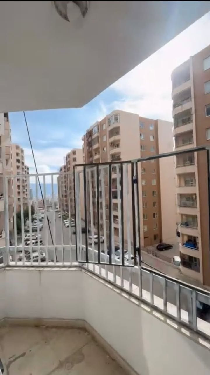 ‏‎شقة للبيع  في دابين ٢   -دهوك 
‏‎عمارة:٨
‏‎‏‎المساحة ١٠٥
‏‎غورقة :٢+١
‏‎واجهة. جنوب-غرب
‏‎‏‎اذا كنت ترغب في شراء شقة او بيعه يمكنكم التواصل معنا
‏Tell-0750 147 2738
‏Whatsappe-Viber
