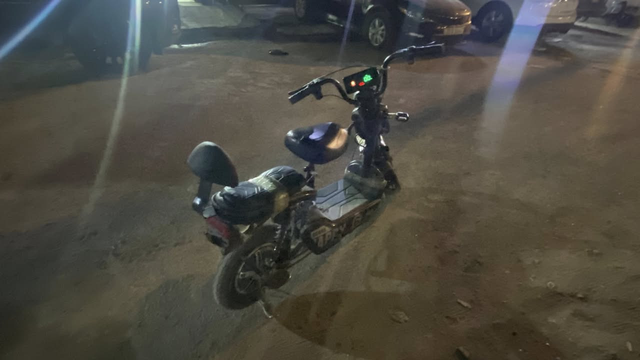 دراجه شحن حجم 14
4بطاريات 
نقص جاملاغات و بريك 
سعر 70 و بيها مجال 
بغداد حي الجهاد الضباط قرب شارع 60
واتساب ***********
