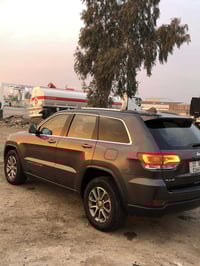 جيب لاريدو 19 مواصفات الاريدو معروفه تشغيل عن بعد شاشه وسط رادار جانبي...