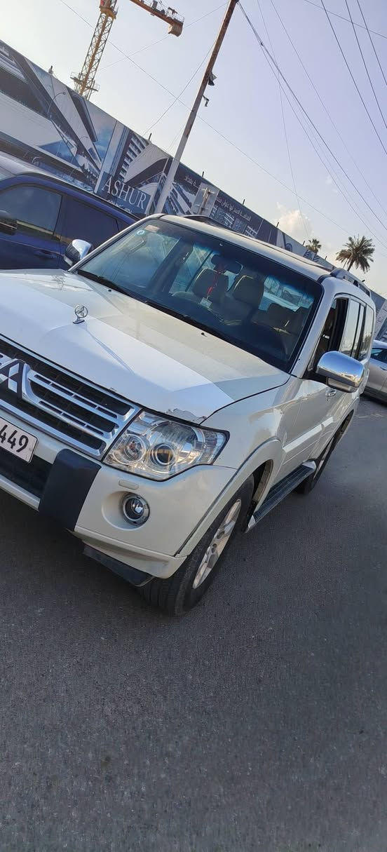 باجيرو ٢٠١٠ حبتور فول مواصفات ٧ راكب ابيض صدفي
المواصفات
*ويل كب
*دمام خلفي
*فول تحكمات ستيرن ٣ جهات
*كشنات كهرباء جهتين وجلد
*مري شفط
*حساسات خلفيه
*فتحه سلايت
*لايتات عدسات وزنون
*شاشه فول مواصفات وابل كار بلي وكامره خلفيه
*فور ويل درايف حقيقي
السياره مفوله واستخدام قليل ما متعوبه محركه 3500cc المرغوب مكينه وكير نضيفات بدون مشاكل وبيه تخم تاير جديد وادامه كاملة على منظومة الاحتراق وبيه عزل حراري وعزل طسه كامل

السياره بيه فقط صبغ جاملغ امامي يمنه وطخه بحافة البنيد 
السياره رقم بغداد شبه مميز هزه وسنويه جديده باسمي تحويل مباشر
للبيع فقط ب١٣٨ وبيه مجال

المكان العامريه الشراي يتصل ***********
