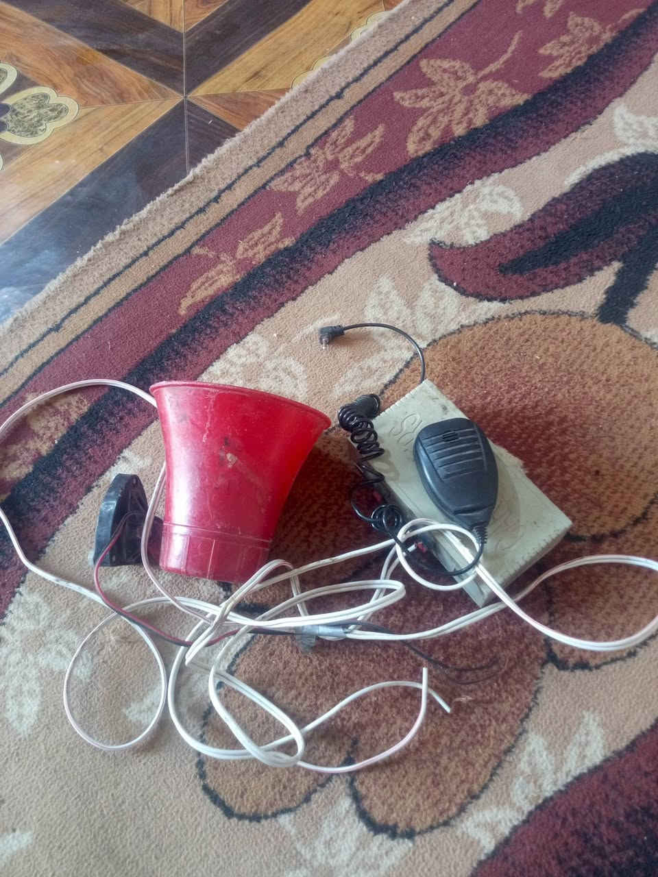 سلام عليكم سماعه للببع مكاني بغداد المعامل ***********
