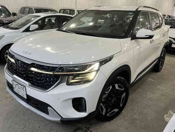 السعرررر 🔥🔥🔥🔥🔥🔥🔥🔥
سيلتوس 2024 خليجي الدوليه
ماشيه 62 الف 
كفاله من الصبغ والبارد 
العنوان بغداد الكريعات معرض جبل عرفه 
للاستفسار على الرقم 
***********
غير متواجد على الخاص
