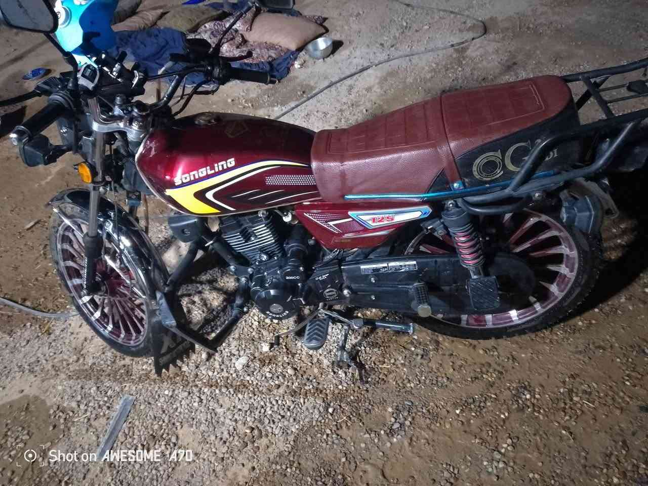 سلام عليكم دراجه للبيع موديل 25 شكل 26 قبل شهرين ونص مشدوده متخلي عليهه ربع محرك شركه توايرشركه مكاني سامراء الخاص مفتوح السعر 775 بيهه مجال حك الجيه


**إذا كنت صاحب هذا الإعلان وتريد حذفه لأي سبب، رجاءا أرسل رسالة إلى الدعم الفني**