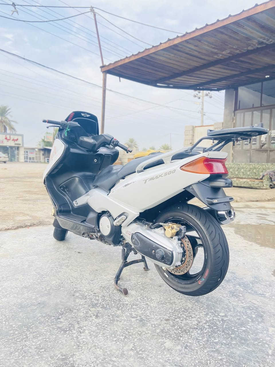 يالله للبيع تي ماكس 2007 كفاله عامه جيب فيترك وتعال  من كلشي بس بيه نقص الشباره مال بجم فقط أي نقص مابيه نضافه كدام عينك واحلا من الصوره دهن كله امزويل ومي زيتي الدراجه ممتعوبه حتى ماطلع بيها السعر 16 ورقه وبيه مجال شراي تعال خاص او *********** مكاني بابل
