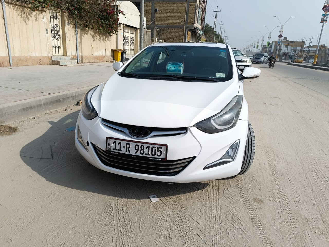 السلام عليكم
النترى 2014 شكل ال2016

سيارة فول مواصفات 

GLS

بصمه ابواب وتشغيل وجنطة 

 وفتحة سقف 

سيارة جاهزه على اخر حباية 

تخم تاير 

منظومة تبريد جديدة من كمبريسر للفريز 

محرك جديد 

شاشة 

فقط بنيد مبدل

وبيها طخة باب السائق 

سيارة بأسمي 

المكان ذي قار سوق الشيوخ 

السعر 135 وبيها مجال للشراي
***********
