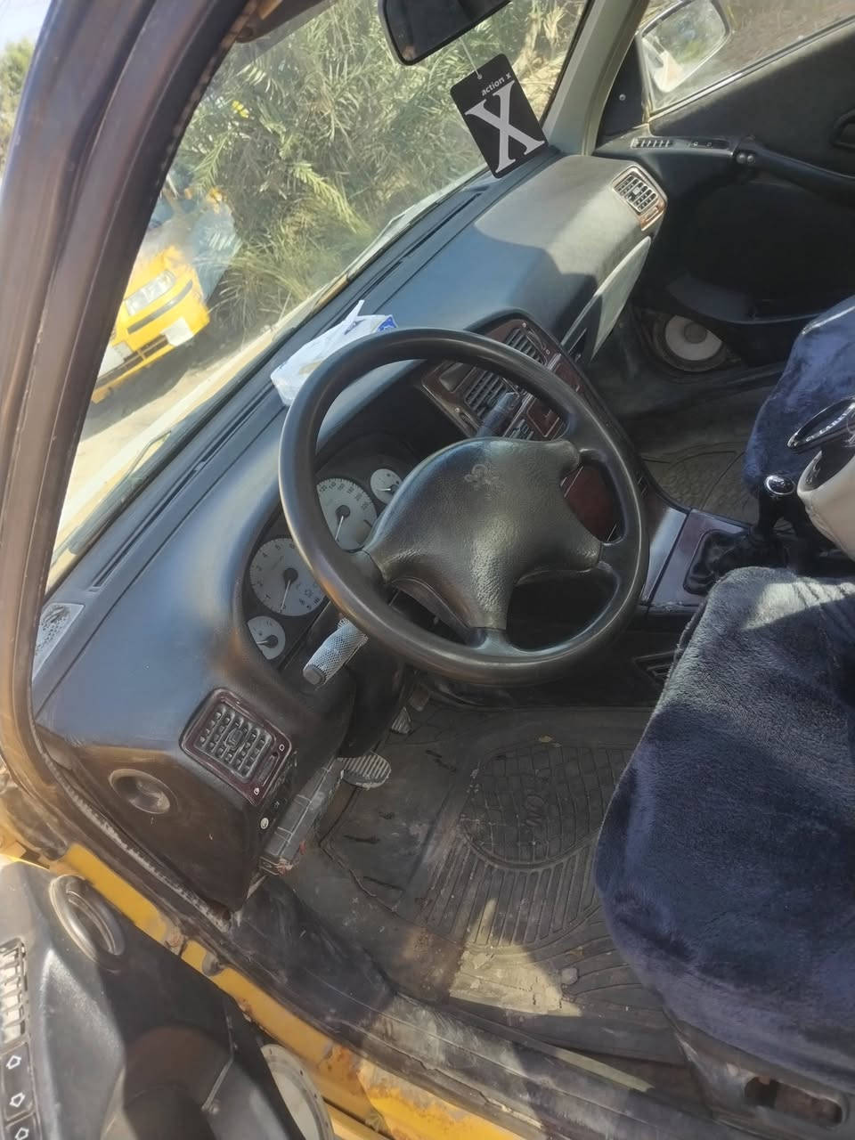 سلام عليكم بيجو بارص 2012 محرك وكير لاتنقيص ولاتبخير كهربائيات شغاله سنويه تنتهي 6/4/ 2026 بدون راعي اتكفل سرقه وعشاير مكان ناصريه مركز شارع السفينه ***********
