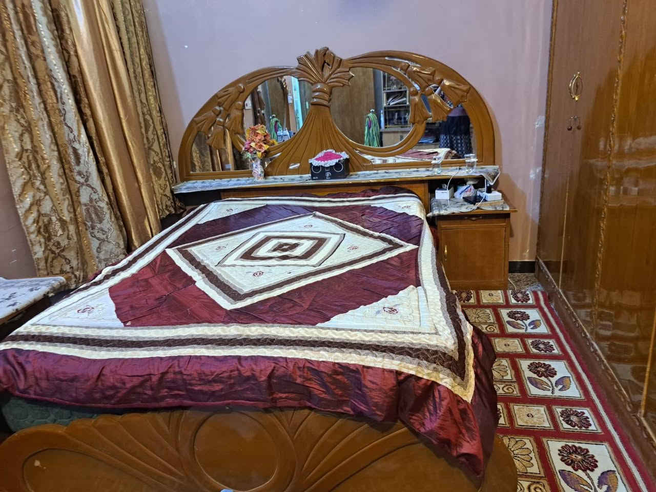 غرفه اخشاب صاج عراقي كلش قويه وضخمه عوزها ترتيب بس اي شي ما بيها سعرها ٤٠٠ بيها مجال للشراي رجائن اذا مو شراي لا تعامل وتشلع كلبي غرفه كلش نضيفه ورخيصه


**إذا كنت صاحب هذا الإعلان وتريد حذفه لأي سبب، رجاءا أرسل رسالة إلى الدعم الفني**