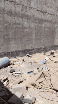 نصف قطعة مناصفه طابو صرف  ١٢٢متر بلطابو محلة العرب الاولى خلف مغيسل الحاج طوينه *********** سعر ٨٢ مليون
