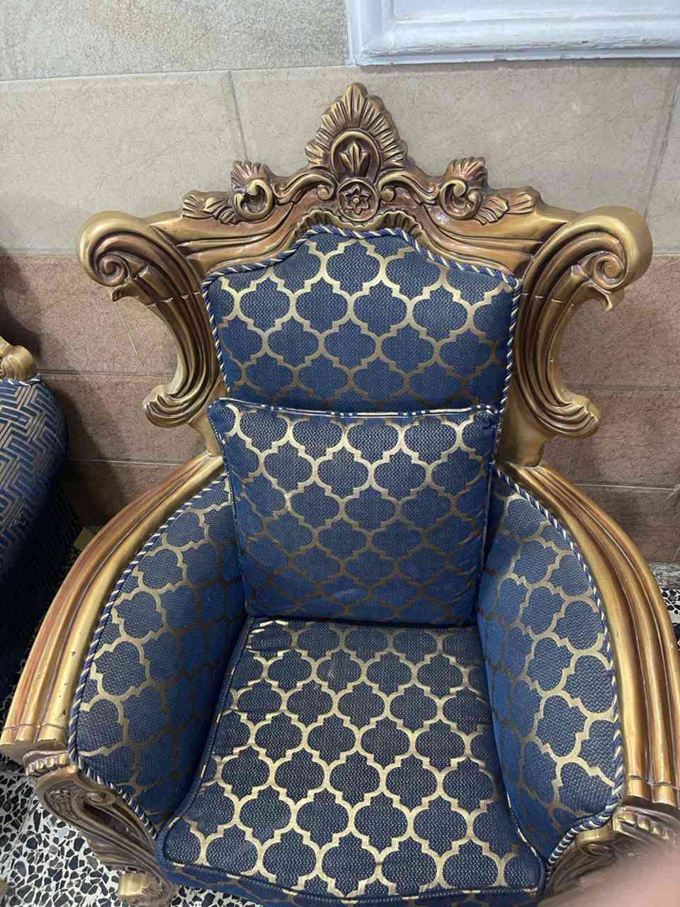 السلام عليكم تخم زان مصري 10مقاعد تخم تحفه مكاني البياع حي التراث ***********
