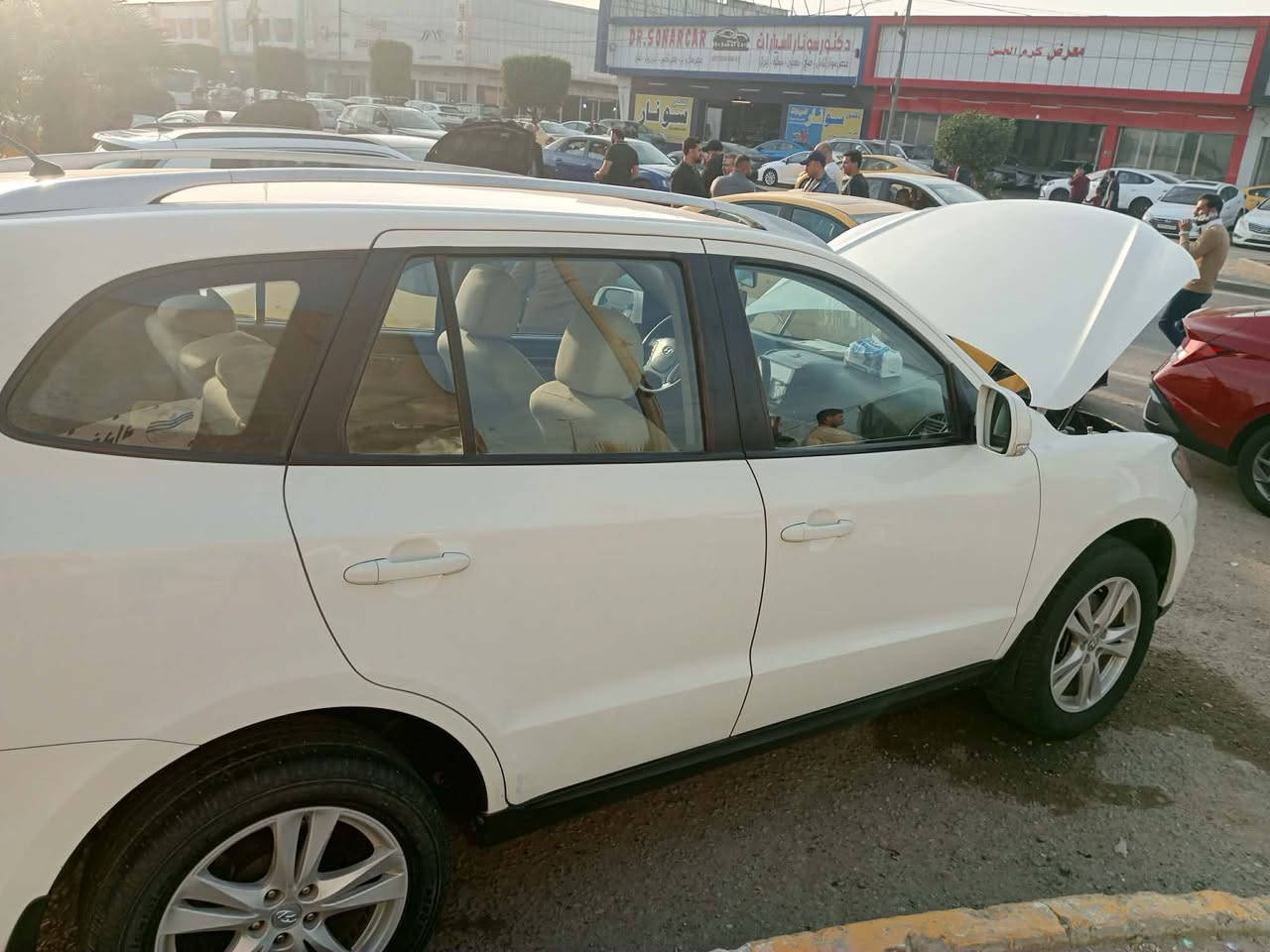 سياره سنتافيه موديل 2012الشركه العامه
محرك وكير مكفول 
محرك 6سلندر 
فتحه سقف 
مابيها ظربه 
رقم بغداد
فقد بارد مثل ما موضح بل سونر 
السعر 165
العنوان بغداد مدينه الصدر 

للستفسار الاتصال بل رقم ***********
ملاحظه مكلف بل نشر
