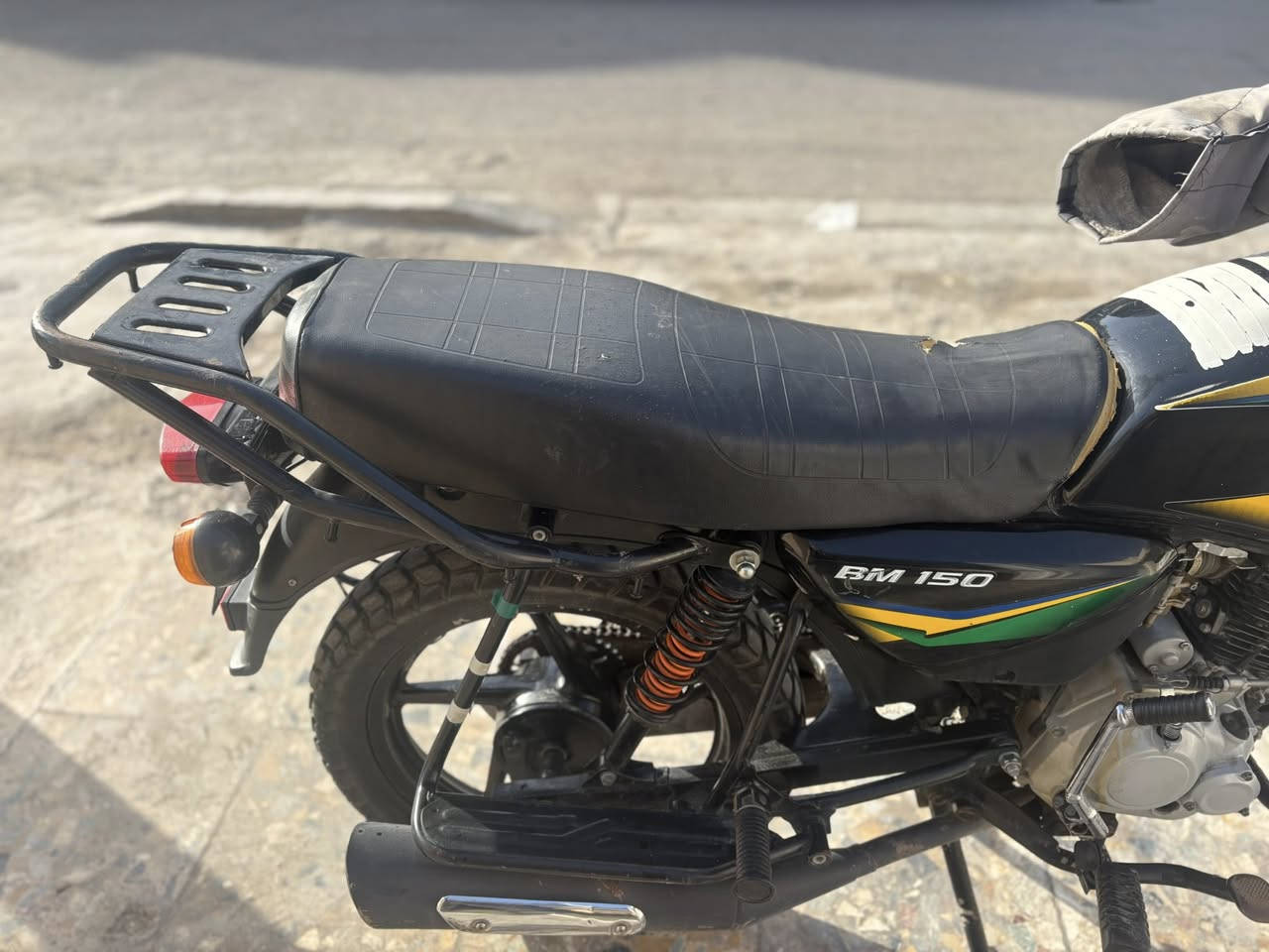 بوكسر كلاسيك موديل 2021 للبيع
الدراجة مكينة كير خير من الله مبدل طابوكة كاملة من الشركة تايرات جوبلس امامي خلفي لايك زنون دبلات امامي جبلي خلفي جدد باسمي الدراجة
مكاني:- بغداد/حي العامل
السعر:- مليون و300 وبيها مجال
رقمي ***********
