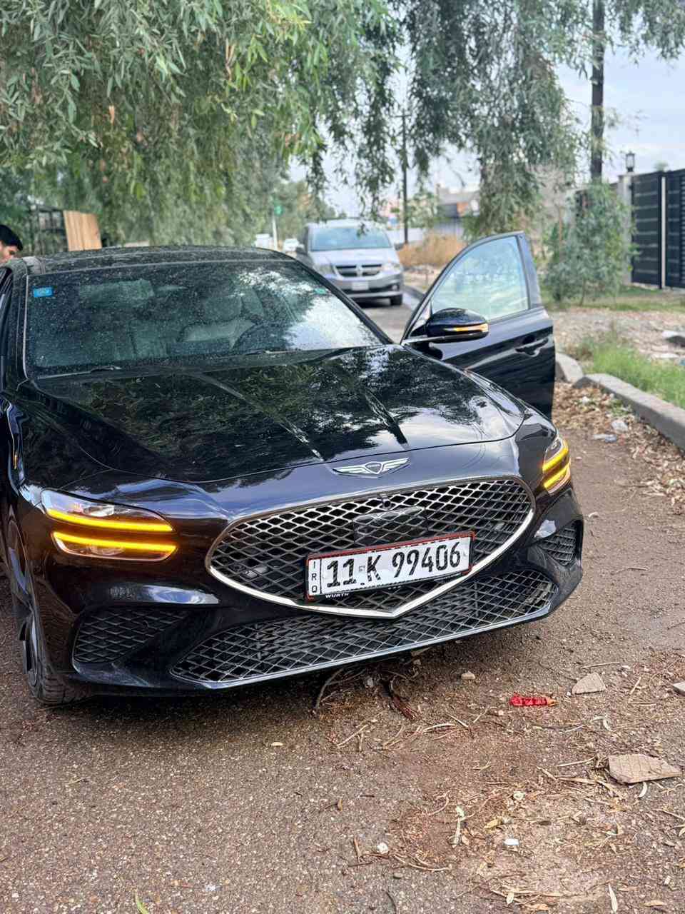 السلام عليكم
Genesis G70 2023
V6 3.3T RWD
كشنات تدفئة تبريد خزن ميموري
سقف بانوراما
داخل جلد ابيض
 ماشية 24,900 ميل بأمريكا وبالعراق ماماشية
السيارة نظيفة 
وماماشية هواي 
حادثها جاملغ مال السايق وشبر من الباب الجاملغ مبدل وكالة من الأمارات
بدون اير باك باقي السيارة بحالة الوكالة  
سعر السيارة 28,500$ 

رقم صاحب السيارة: ***********
