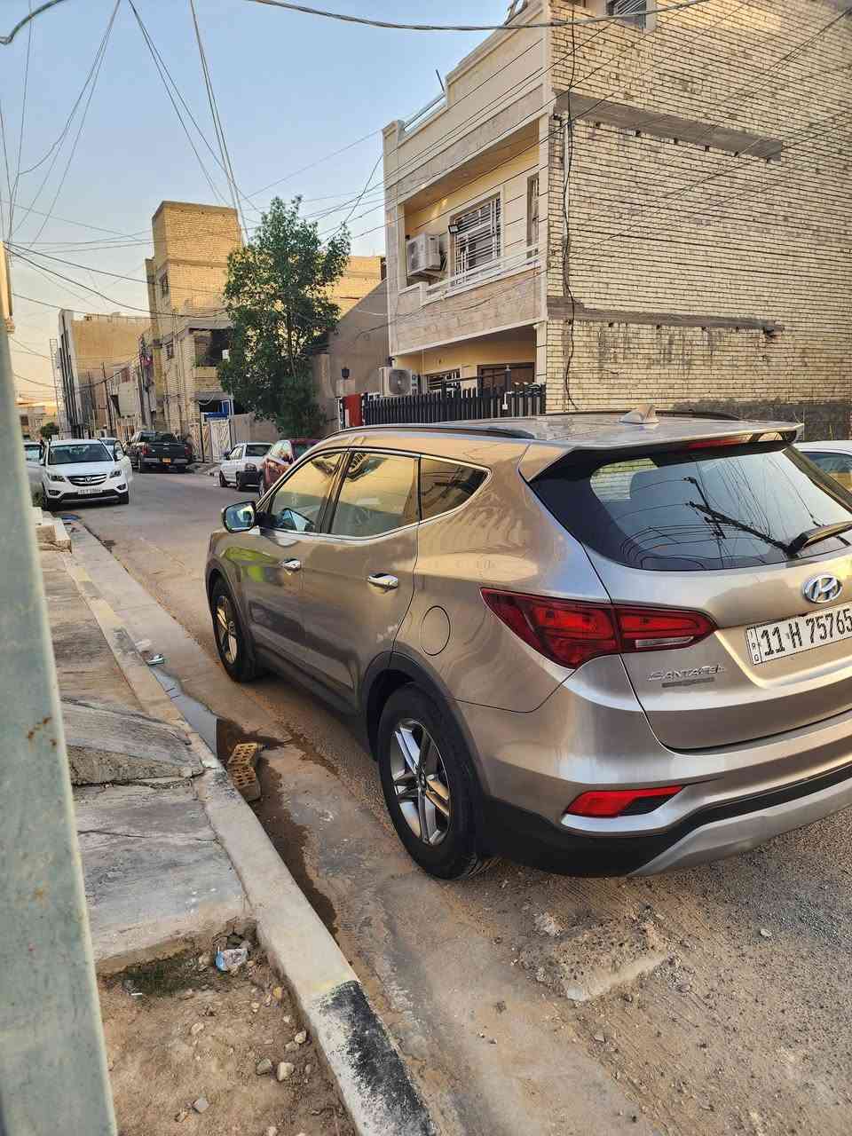 سنتافي موديل ٢٠١٨ امريكي رقم بغداد بسمي هزه وسنويه جديده محرك ٢٤٠٠سياره بصمه كير ومحرك وتبريد وصدر مكفول حادثها باب سايق وباب خلفي ماشيه ٦٠ سياره نظيفه جدا السعر ١٣٢ورقه مكان السياره العامريه ،بغداد ***********
