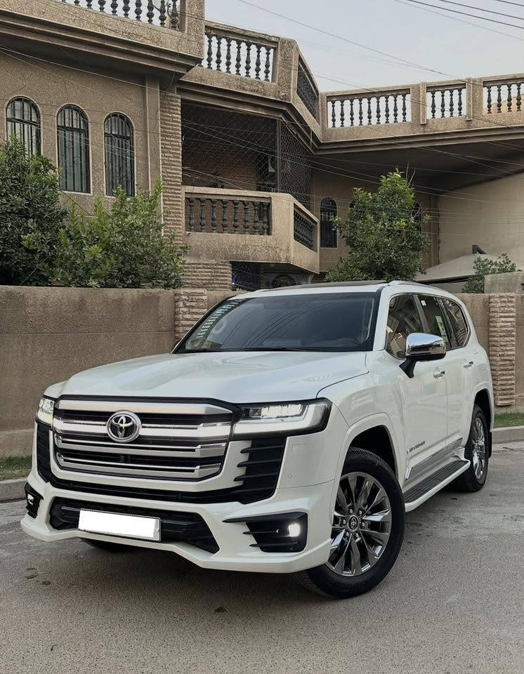 سلام عليكم لانكروز 2024أخت زيرو ❤️
بريم VX Limitedلمتد  فول واحد على واحد 
حتى بوب بريم  شفط VX لمتد أصلي 
سيارة على أيدي من زيرو ماشية 7 ألف 
مرقم بغداد بسمي 
بعدهي فابلون شركة 
ماشية 7 ألف  زيرو على وضع شركة شرط فحص على أيدي سيارة 
مكفولة سيارة على وضع وكالة 
عدة وكتلوكات ما مستخدمة وسمعات 
‏وأرضيات بعدهم كامل ملحقات 
موصفات معروف موصفات VXبريم 
محرك V64000تنفس طبيعي 
لحايه أمامي خلفي بلاد 
ولد بشباك بلادي اصلي 
لايت ثلاث عدسات يصعد وينزل 
مانع تصادم أمامي /رادار خلفي 
نقطة عمياء بل مري / مري قلاب 
كراسي أمامي خلفي كهرباء /مقاعد تدفئة تبريد /شاشة بل حجم كبير أصلية 
4كامرات محيطية 360درجة 
كشن صايق ذاكرة خزن ميموري 
سماعات JBL /صاج /ثلاجة /مودات قيادة 
شاحن لاسلكي /تشغل عن بعد /ترحيب 
صندوك كهرباء/ شاشات خلفية أصلي تطبيق 
سبايدر خلفي شمعة/ كراسي 7راكب كهرباء 
حساسات أمامي خلفي /مري تعتيم 
زراك لايت /سيارة 5بصمات دخول ذكي 
سايد بريك بصمة /كار بلي /أوتو هولد 
عتبات أبواب أمامي وخلفي مضيئة 
تبريد خلفي تحكم شاشة مناخي 
فور ويل درايف /أنارة داخلية 
مرايا داخلية تعتيم AUTO
نظام ألغاء الضوضاء /أنارة محيطية 
نظام تعليق هوائي /فرامل وقوف ذاتي 
تحذير مغادرة عن المسار /حساس مطر 
موصفات عديدة ⬆️

دهن بشركة فقط دفتر موجود  غير بانزين محسن ما خلي ✅
‏بالعافية على يخذها  كلش معتني￼ بيها  
السعر 750 
وسعرها بخواتها كلش مناسب  
عنوان بغداد  الكرخ
رقمي ***********

شرط سيارة وين ما يعجبك تفحص 💙
