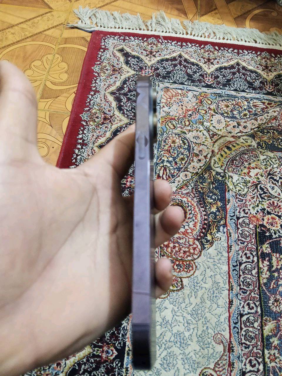 السلام عليكم 
14 برو ماكس وتر بروف ما مبدل ولا قطعه الجهاز فول مضافه البطاريه 90 الذاكره 256 شرق اوسط عربي السعر 850 التواصل خاص او اتصال موجود واتساب *********** .