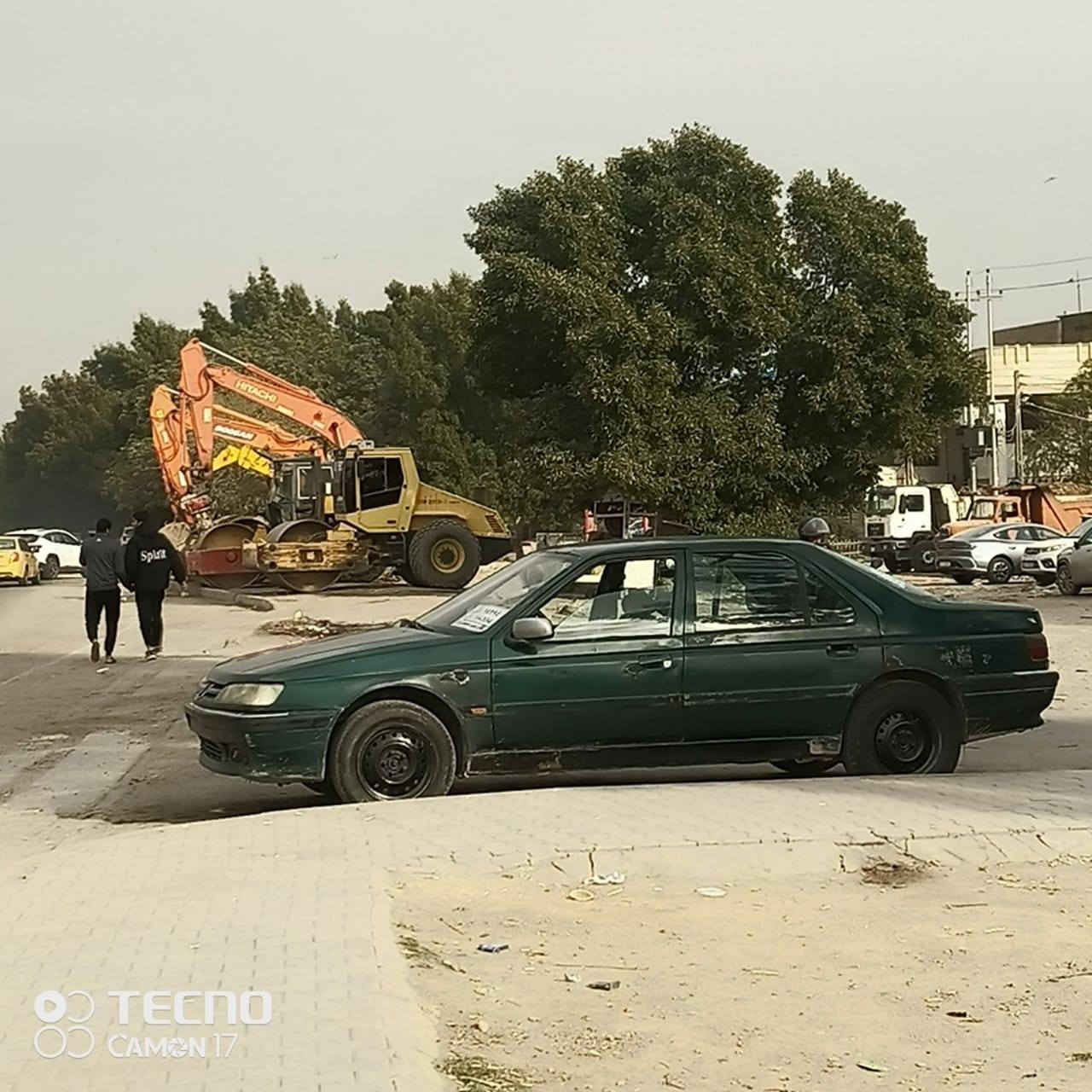 السلام عليكم بيجو فرنسي موديل 96 رقمها صلاح الدين سنويتها ساقطه راعيها بالدوره ابيع كوم حديد سعره 12 ورقه كانوا بغداد ابو غريب *********** سياره شغاله وتمشي كهربائياتها شغاله
