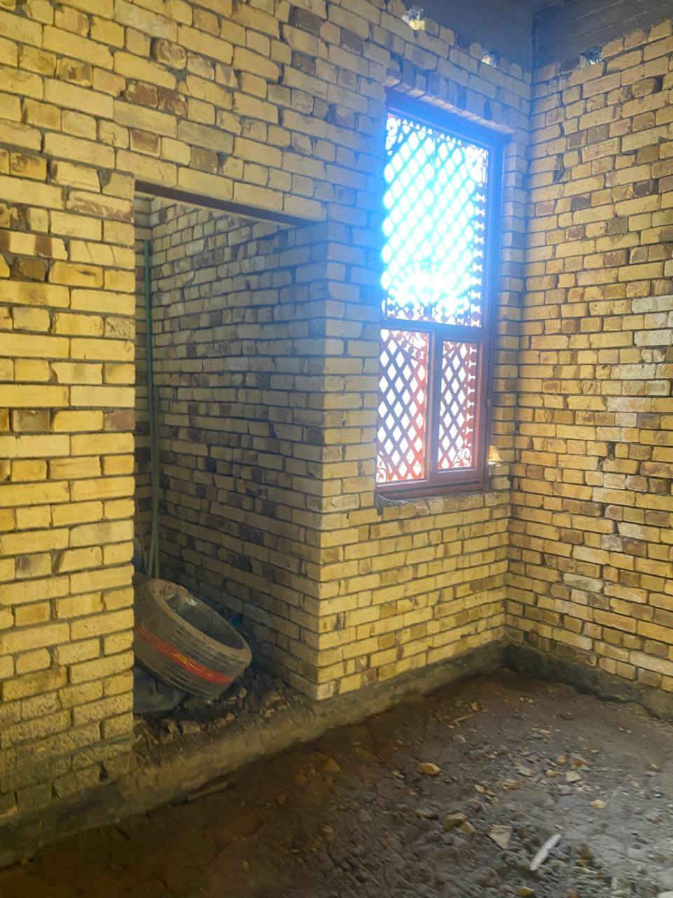 بيت بحي المهندسين هيكل.
مساحه البناء ٣٠٠.
استفسار ***********.
زراعي.
